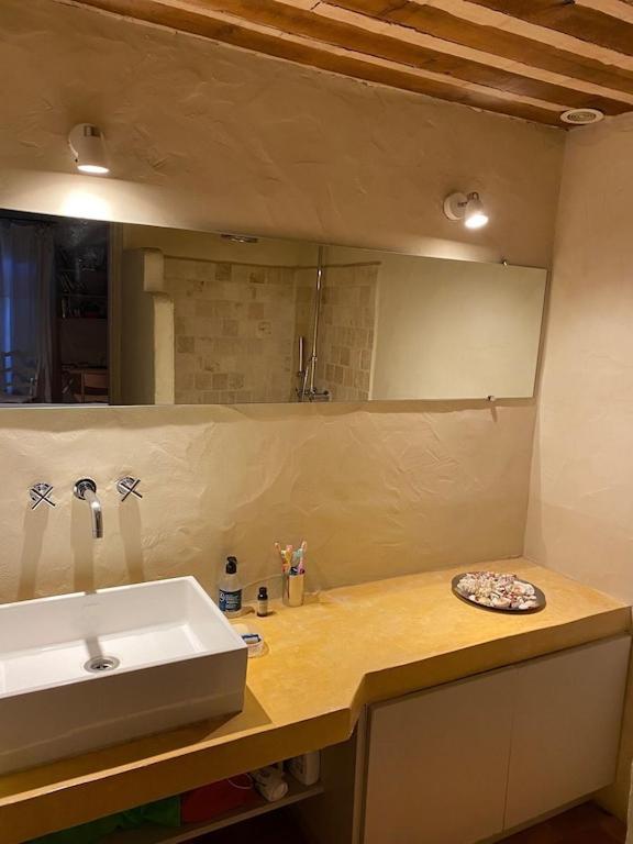 In Gordes, Facing The Entire Luberon Park A Beautiful 5 Bedrooms House Kültér fotó
