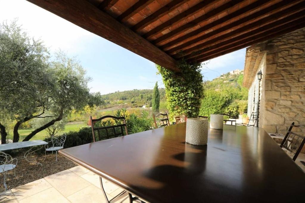 In Gordes, Facing The Entire Luberon Park A Beautiful 5 Bedrooms House Kültér fotó