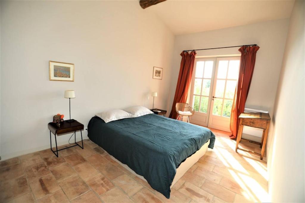 In Gordes, Facing The Entire Luberon Park A Beautiful 5 Bedrooms House Kültér fotó