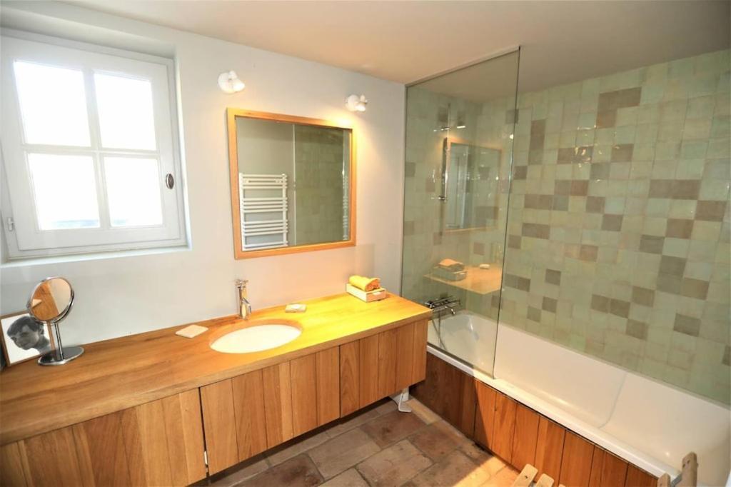 In Gordes, Facing The Entire Luberon Park A Beautiful 5 Bedrooms House Kültér fotó
